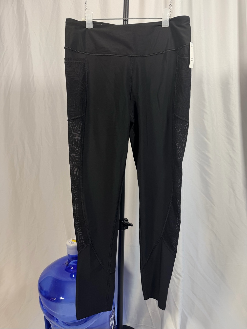 Victoria's Secret Black High-Waist Leggings with Textured Side Panels